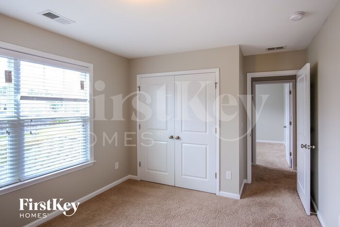 Building Photo - 3212 Pitchback Way