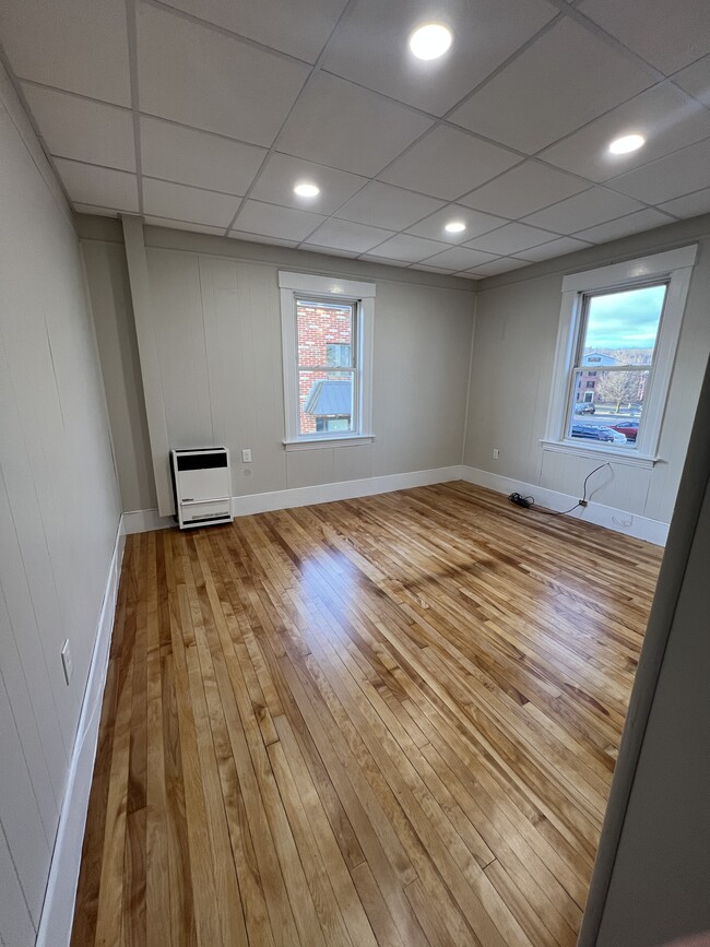 Bedroom 1 - 675 Franklin St