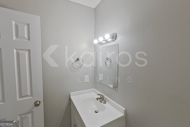 Building Photo - 341 Canada Ct