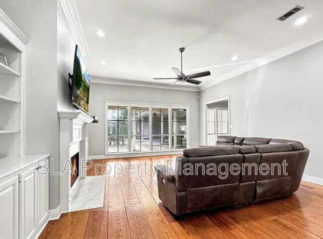 Building Photo - 17745 W Colony Way