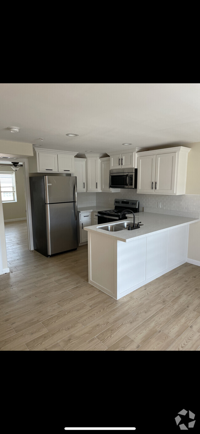 Kitchen - Stone Oak Apartments