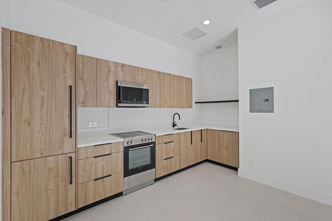 Building Photo - 1107 Periwinkle Ln