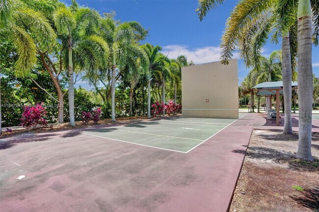Building Photo - 805 Cypress Blvd