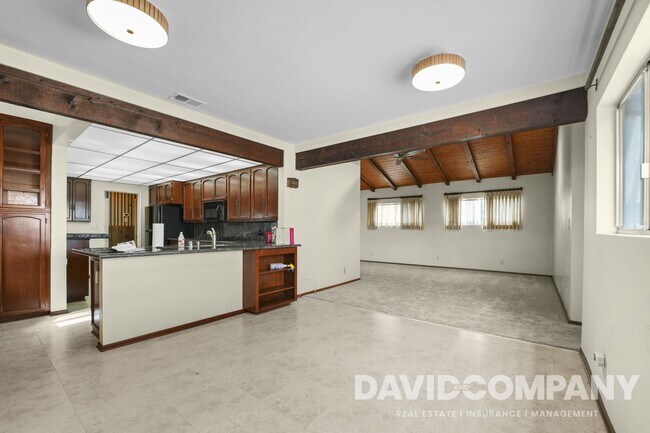 Building Photo - 6225 W 77th St