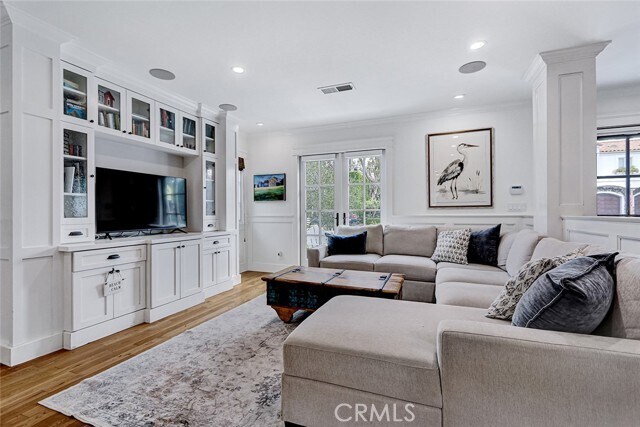 Building Photo - 1717 Pacific Ave