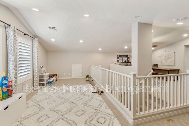 Building Photo - 22282 E Pickett Ct