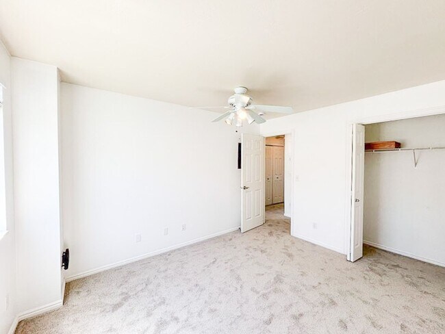 Building Photo - 2 BR/1BA | Newly Renovated Condo | In Orem!