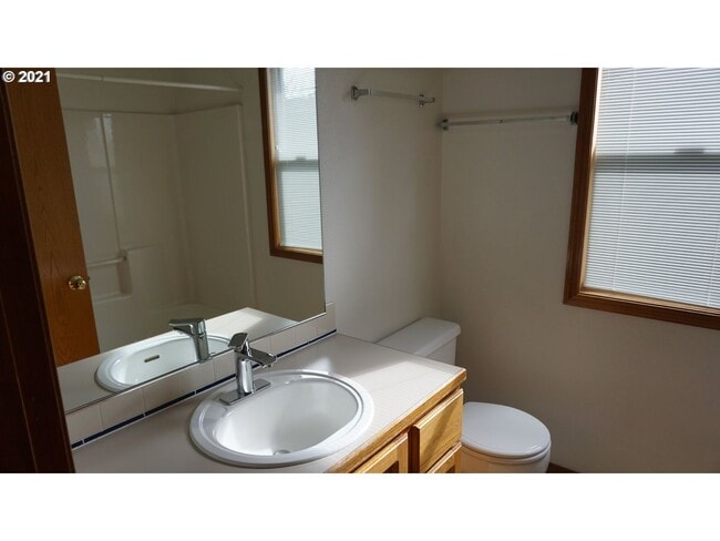 Building Photo - Charming 3-Bedroom Home with Covered Patio...