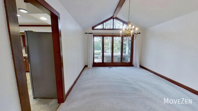 Building Photo - 6829 Greystone Dr