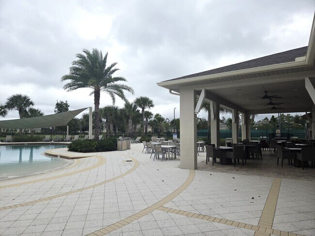 Building Photo - 55+ Gated Community at Palms at Serenoa