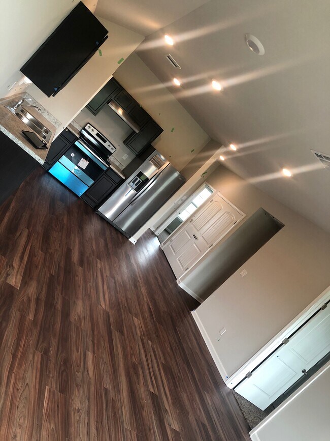 Building Photo - 5683 Magnolia de Percy Dr