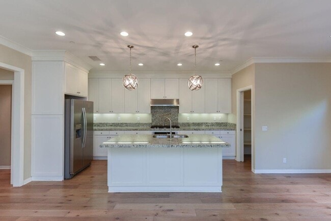 Building Photo - 3b/2.5b Cypress Village Irvine House for rent