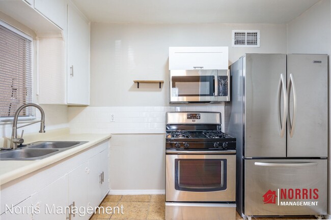 Building Photo - 2 br, 1 bath House - 516 N Roosevelt Ave