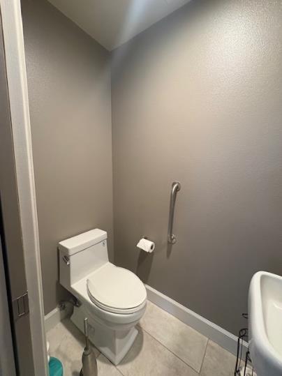 Building Photo - 141 W Twain Ave