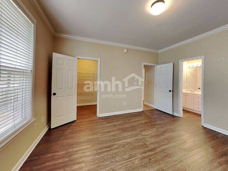 Building Photo - 101 Marino Pl