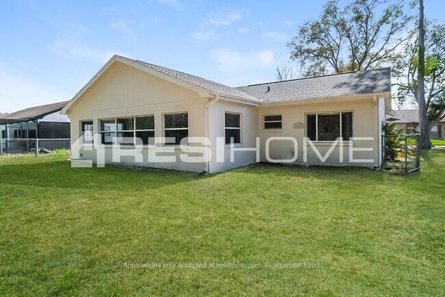 Building Photo - 13200 Sumpter Cir