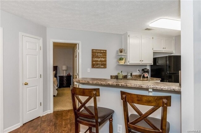 Building Photo - 7091 Buckram Oak Dr