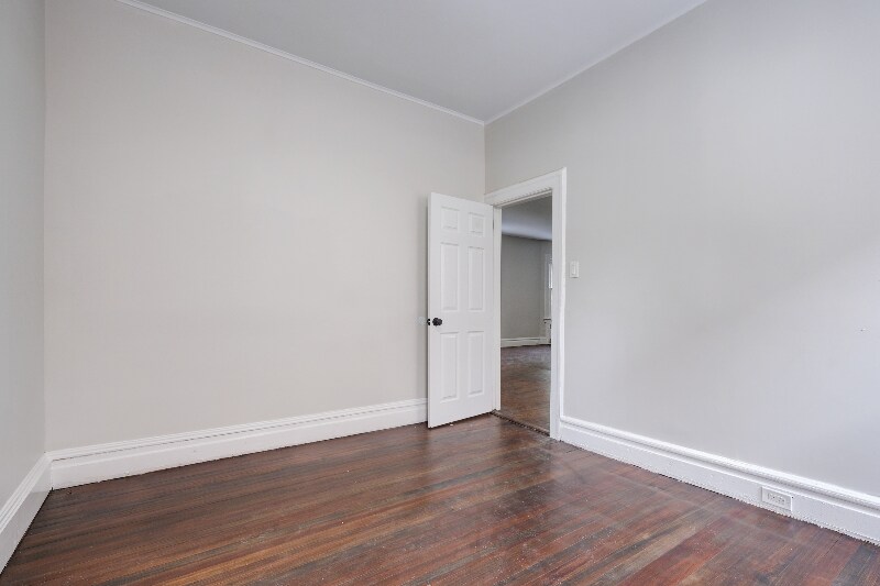 Building Photo - 5 Baldwin Ave