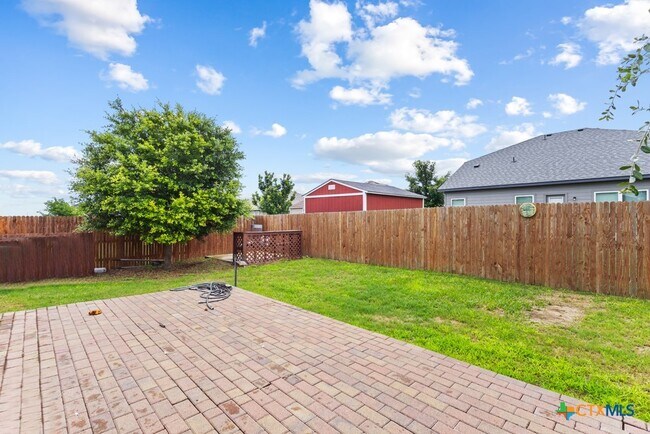 Building Photo - 1533 Redbridge Dr