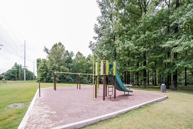 Building Photo - 4882 Graham Lake Dr