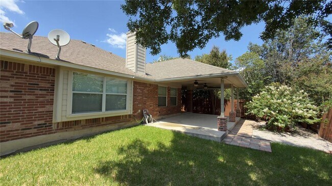 Building Photo - 9628 Morgan Creek Dr