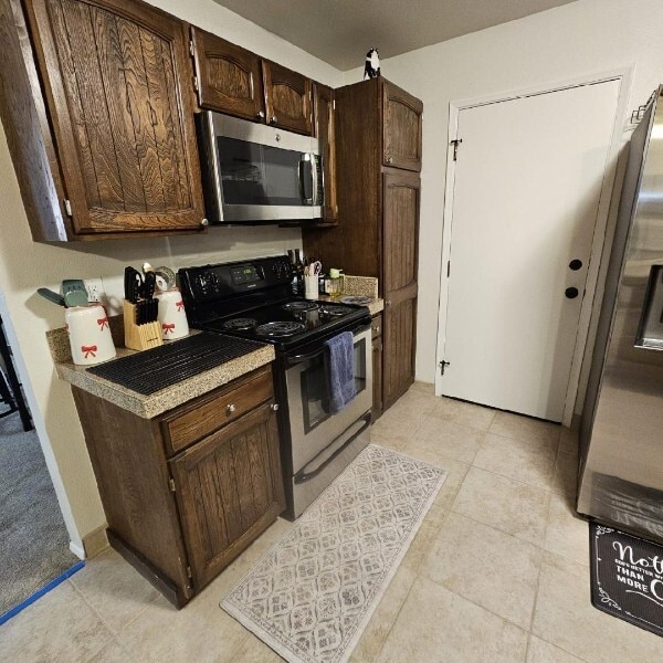 Building Photo - 12370 SW 121st Ave