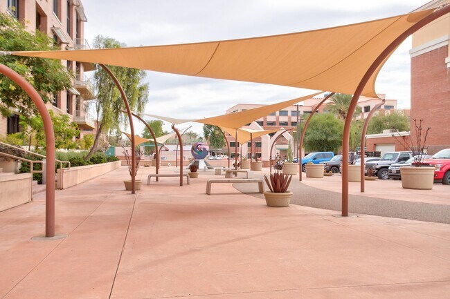 Building Photo - Heart of Old Town!!  Lofted Furnished Rental.  2 Parking Spots. Modern Living Resort!!  Front doo...