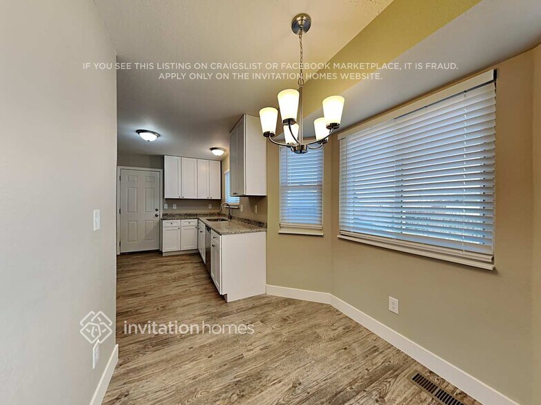 Building Photo - 1125 Hallamwood Dr