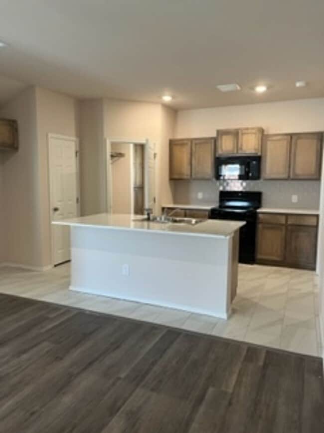 Building Photo - BRAND NEW HOME! First month free!