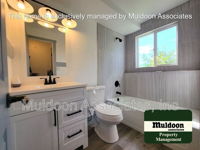 Building Photo - 4375 Millburn S