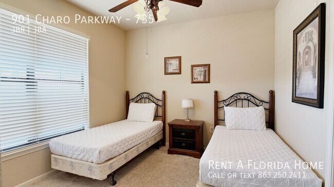 Building Photo - 901 Charo Pkwy