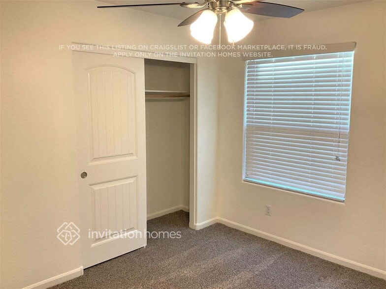 Building Photo - 1413 S Moccasin Trail