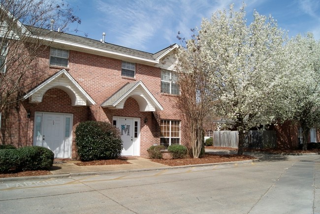 22 Fresh Apartments behind the veranda starkville ms for Bedroom