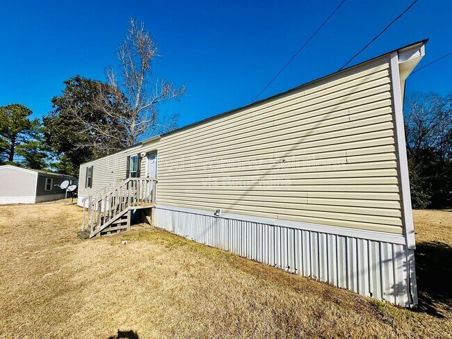 Building Photo - 9765 Old Mill Rd