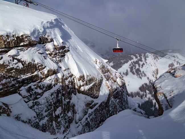 Building Photo - Modern 3-Bedroom Townhome in the Heart of ...