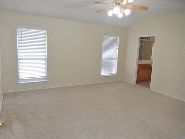 Building Photo - 2717 Creek Valley Dr