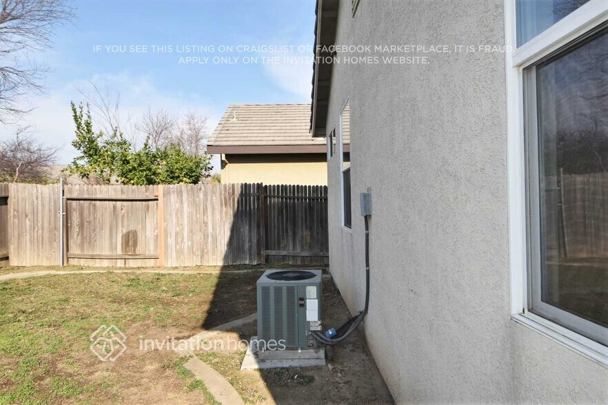 Building Photo - 3477 Jumilla Way