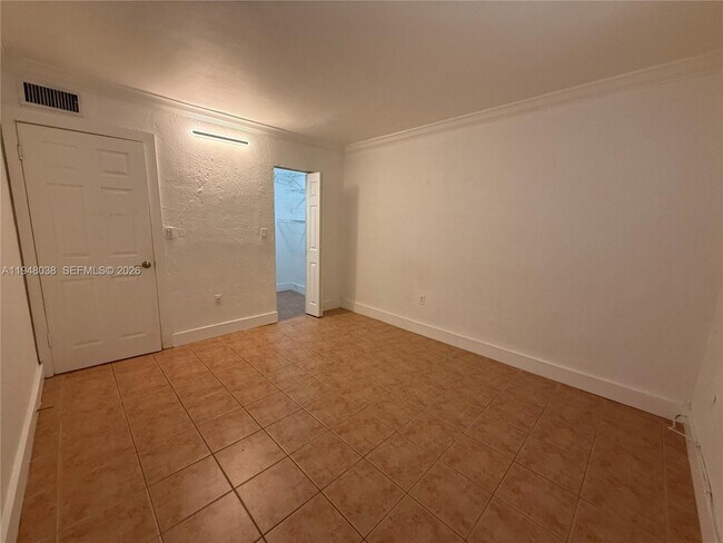 Building Photo - 8607 SW 68th Ct