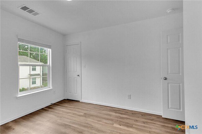 Building Photo - 350 Debus Dr