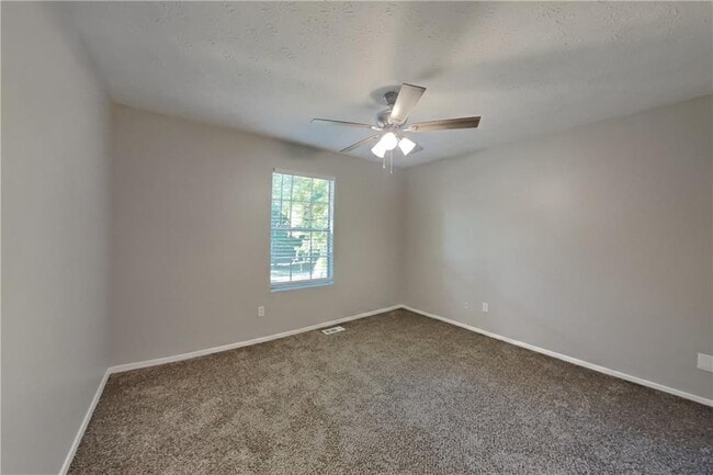 Building Photo - 11195 Crowthore Ct