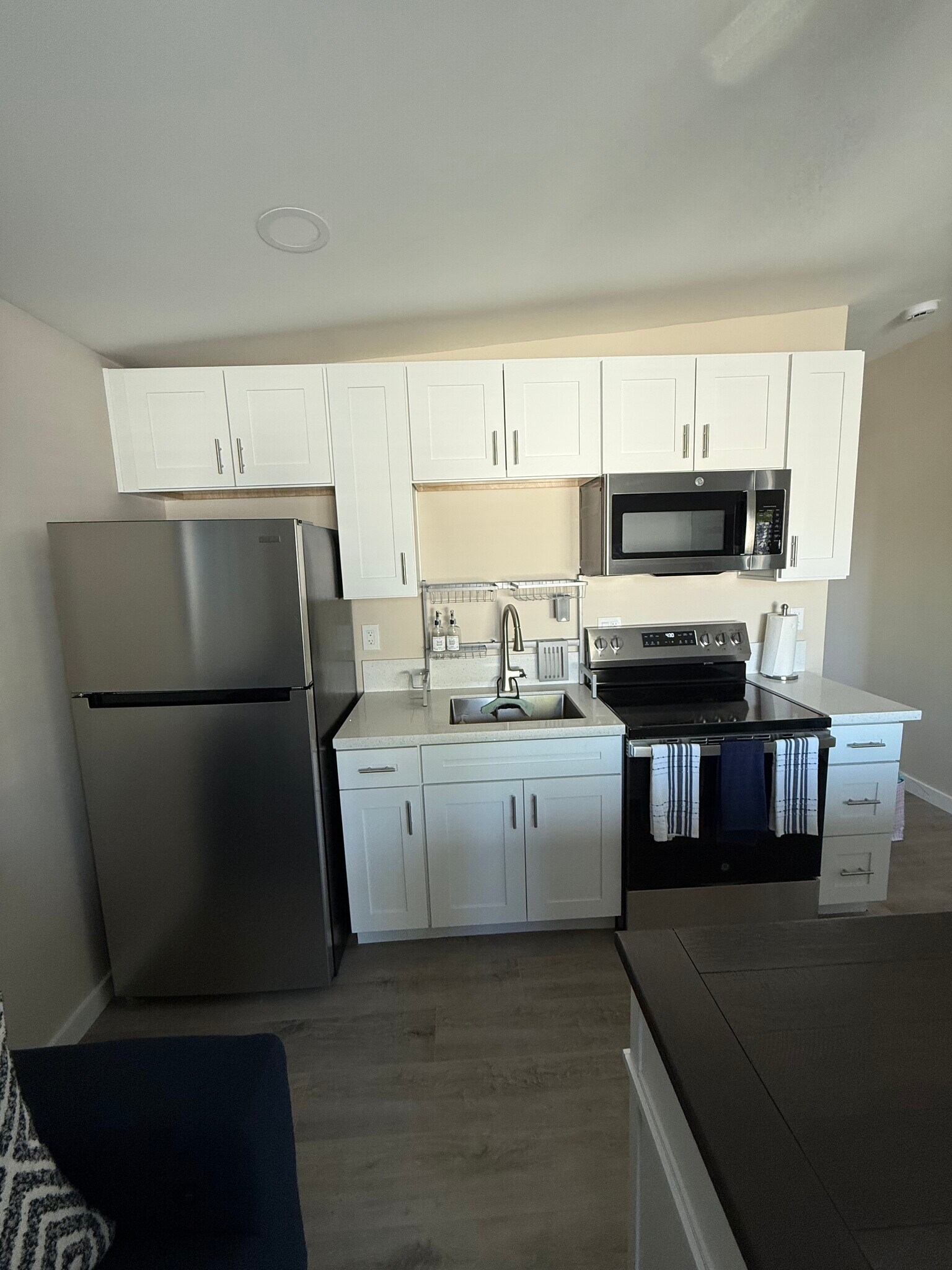 Building Photo - 508 Leghorn Ave