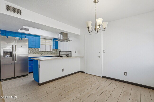 Building Photo - 5609 Van Horn Dr