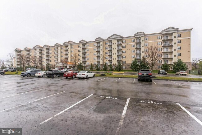 Building Photo - 6301 Edsall Rd