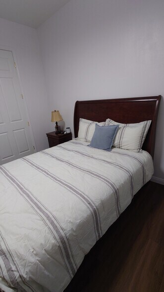 Building Photo - 201 Kaelyn St