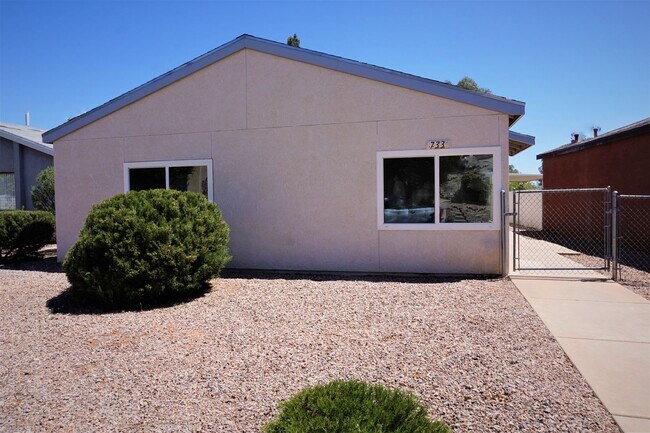 Primary Photo - Desert Shadows with Community Pool