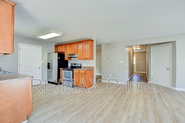 Building Photo - 2513 Masi St