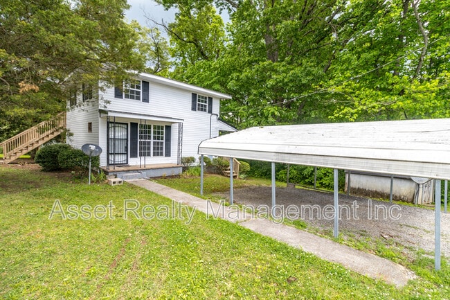 Building Photo - 513 Benton Cir