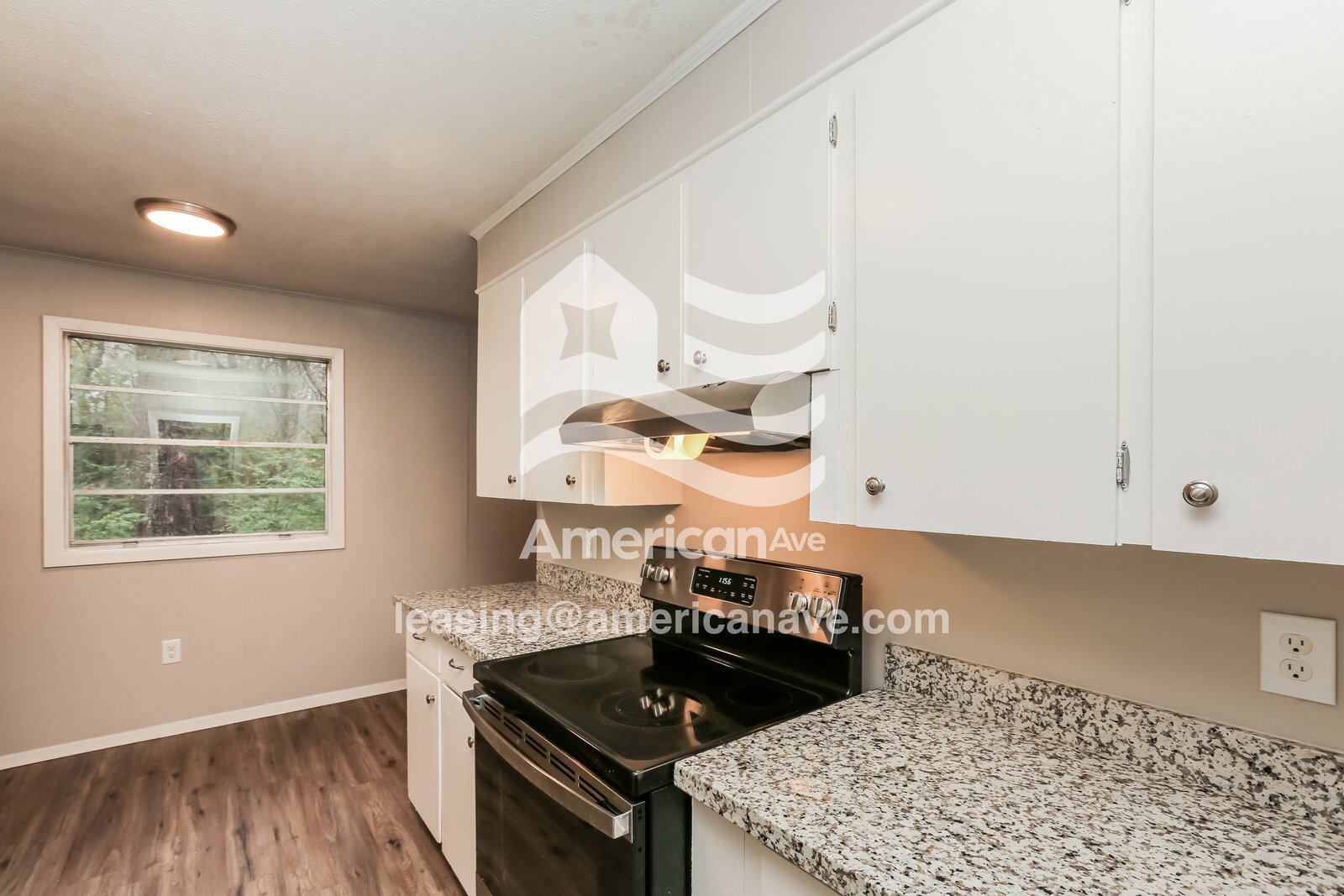 Building Photo - 187 E Woodcrest Dr