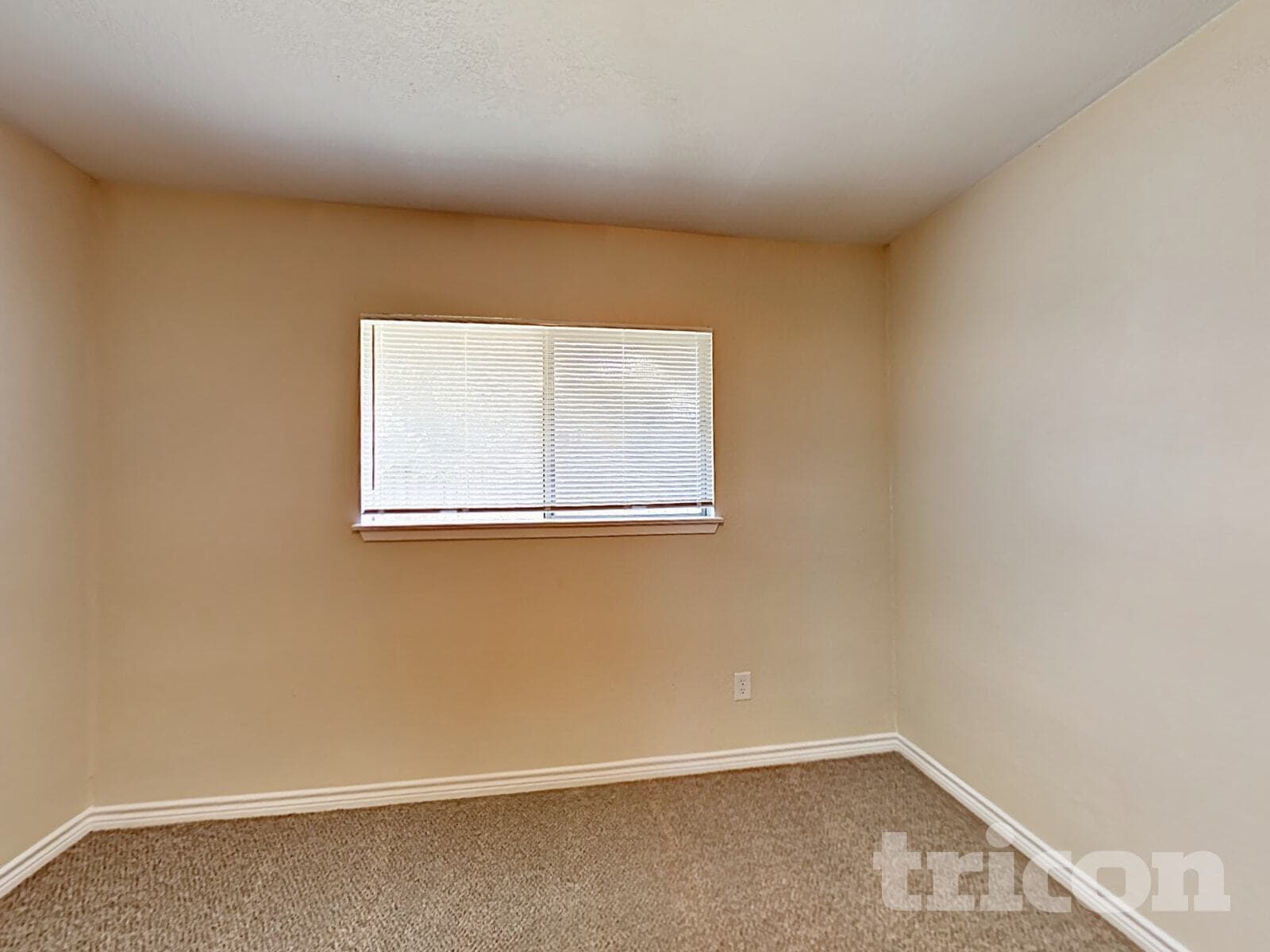 Building Photo - 6515 Ridge Cir Dr