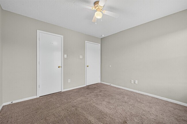 Building Photo - 15430 Elm Leaf Pl